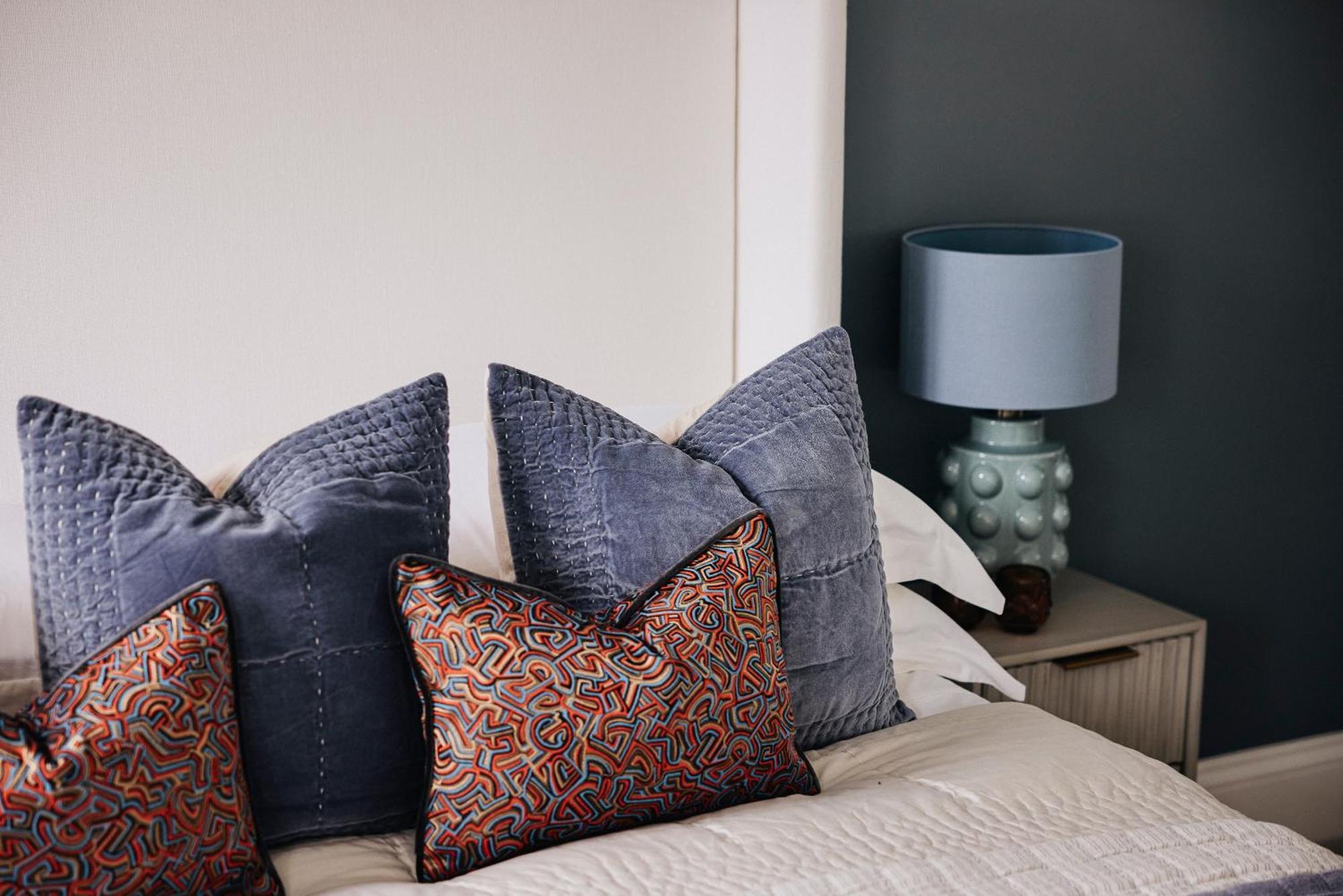 Luxury Fulham Townhouse With A Bar & Games London
