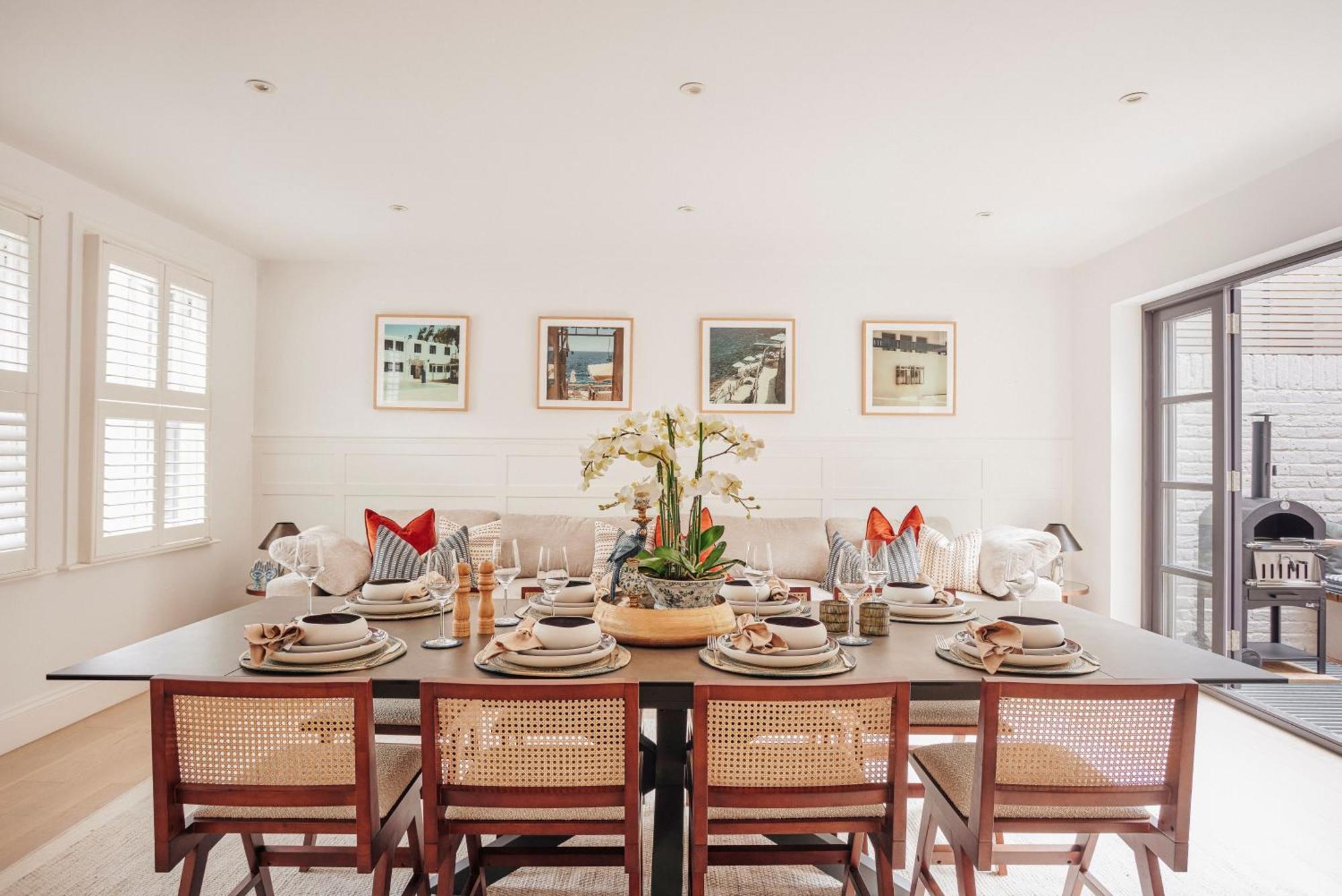 Luxury Fulham Townhouse With A Bar & Games Apartment