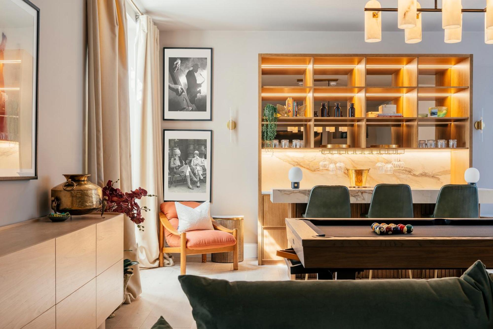 Luxury Fulham Townhouse With A Bar & Games Apartment
